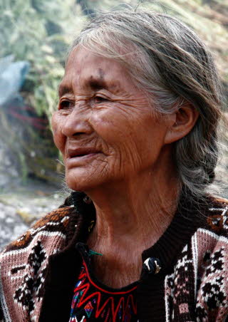 Schamanin in Guatemala